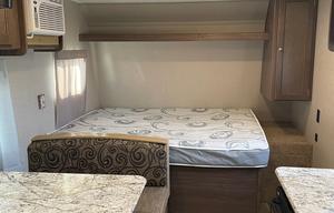 Hideout Bunkhouse-Easy Tow