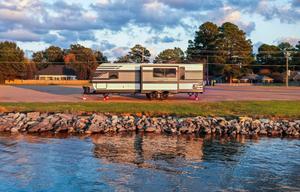 AMAZING BUNKHOUSE CAMPER!