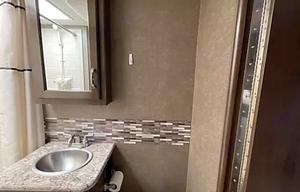 2020 Four Winds 22E RV rental photo 11