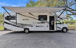 Cozy Cruiser or Lakeside Retreat