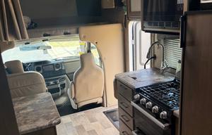 Thor Chateau 22E — Your Home on the Road Awaits!