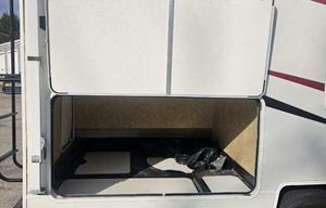 Easy Handling, Epic Adventures! 21 ft Motorhome