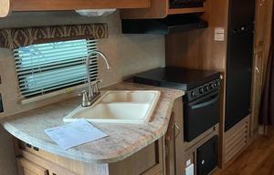 2017 Coachmen RV Catalina SBX 261BH