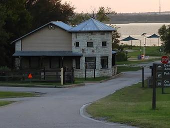 Murrell Park Gatehouse