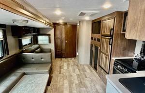 T4 2020 RockWood Ultralite 2910SB** Sleeps 10!!
