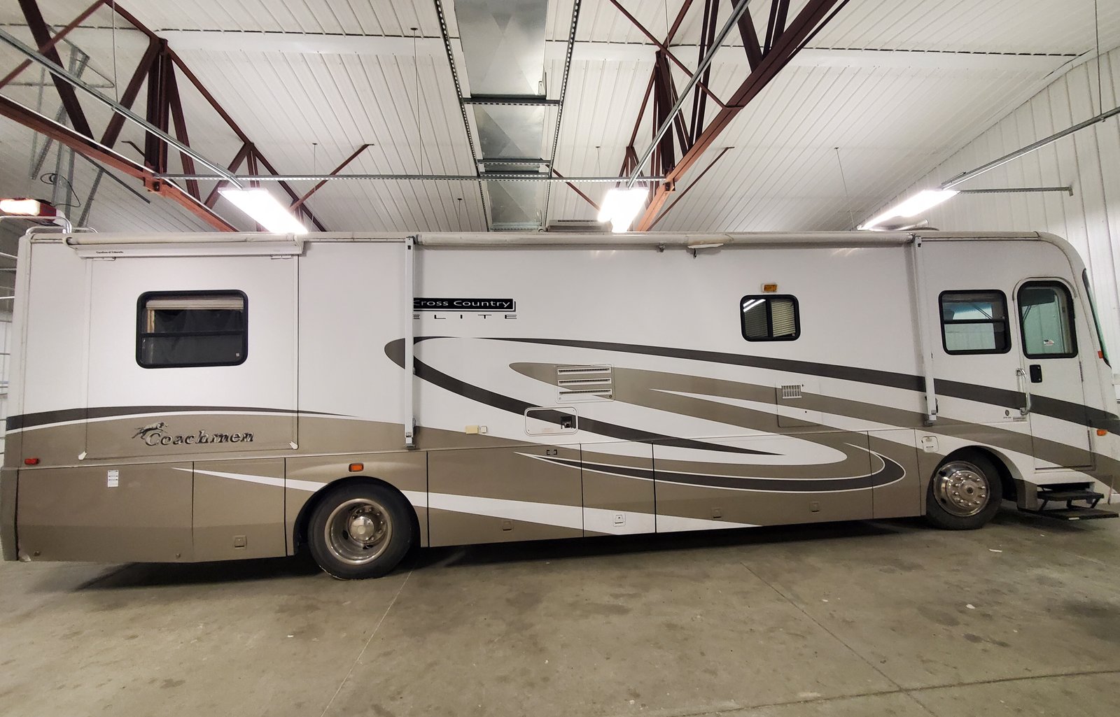 2003 Coachman Cross Country Elite 376DS