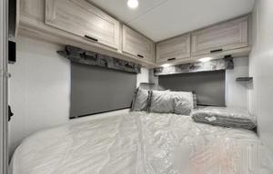 Easy to drive...Great Layout for 6...has solar