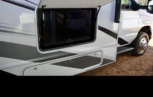2023 Thor Motor Coach Quantum LF31 RV rental photo 6