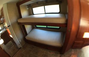 Sunseeker 32', Family Size Camping Machine, Luxury. This Motorhome is custom made, will make your trip unforgettable.