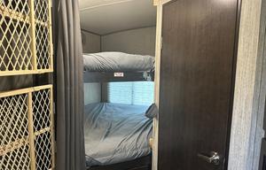 2020 Cruiser Shadow Cruiser 240BHS