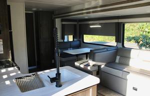 2023 Wildwood 33TS RV rental photo 10