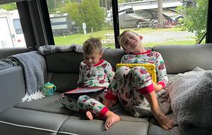 Dream Camper! Private King Master & Priv Bunkhouse
