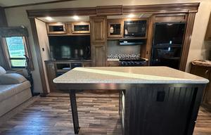 Coachmen Chapparral (Delivery Only)