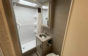 25ft. RV — easy to drive, unique trip experience!