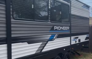 2023 Heartland Pioneer BH 281 pet friendly