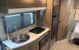 2018 Entegra Coach Qwest 24L