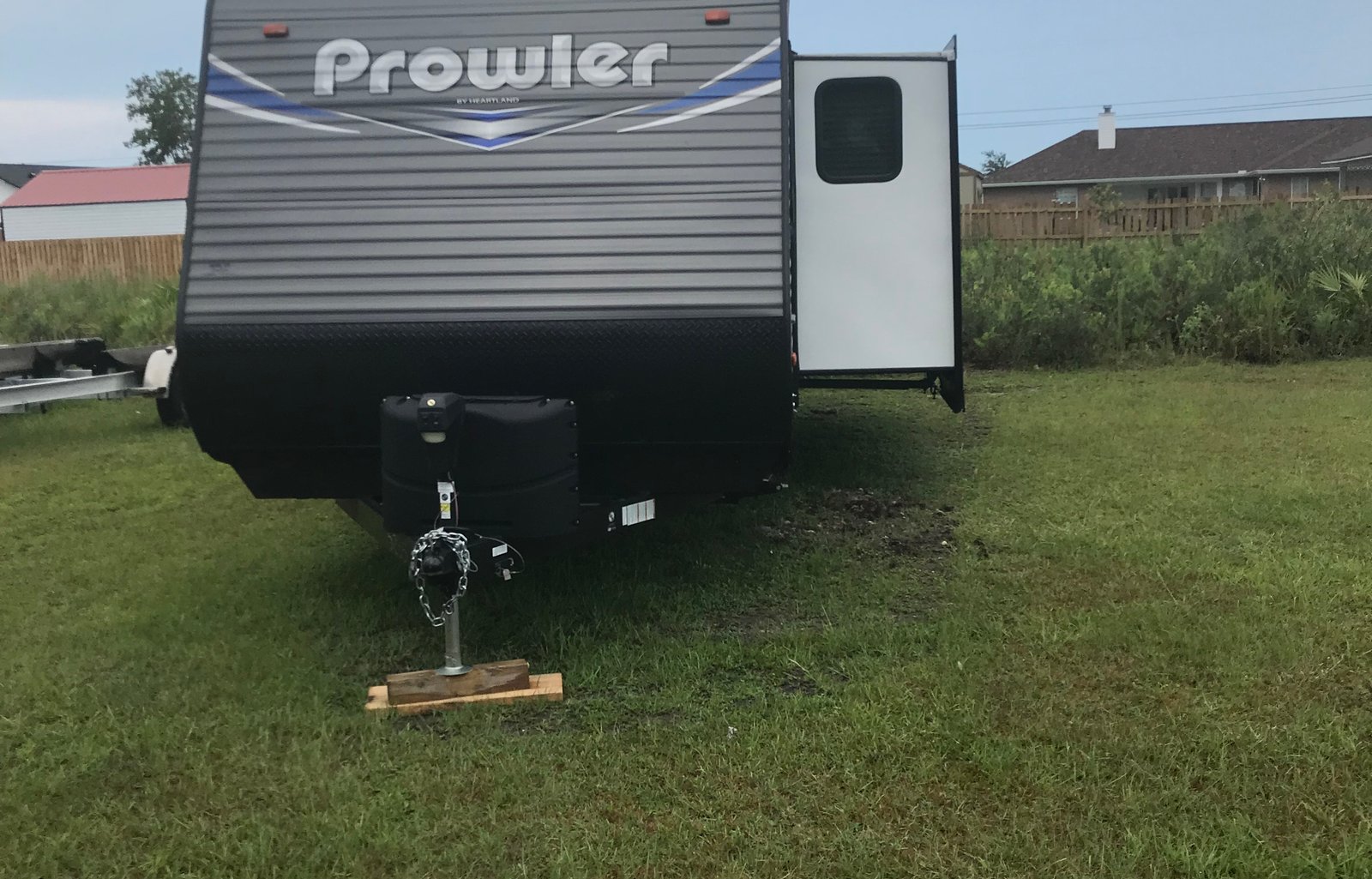 2019 Prowler 255