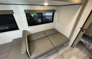Lightweight Family Bunkhouse Getaway Camper