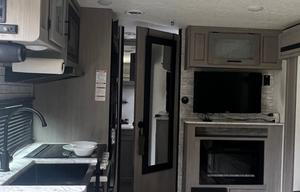 2024 Keystone RV Coleman Light 1805RB