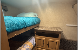 Shadow Cruiser Bunkhouse
