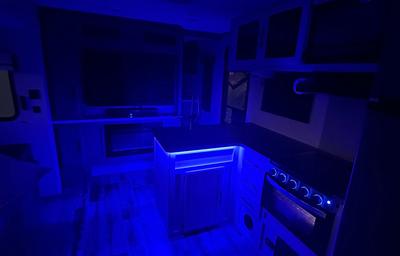 Crossroads Volante 34BH - Kid & Pet Friendly!