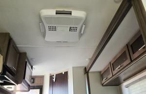 2018 Forest River RV No Boundaries NB19.5 RV rental photo 13