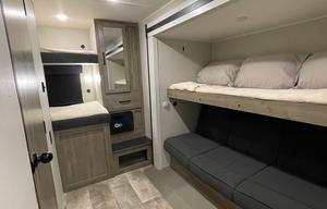2024 Palomino Puma 32BH2B RV rental photo 12