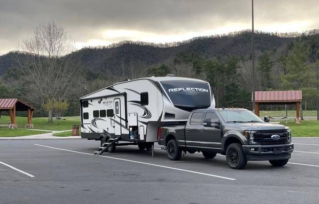 2022 Grand Design Reflection 28BH RV rental photo 1