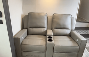 2023 Keystone RV Sprinter 31TB RV rental photo 13