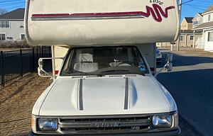 1991 Toyota Winnebago Toye - Newly Updated!!