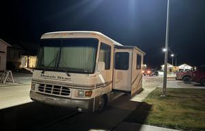 Shiloh - 2000 Newmar Dutch Star 29’