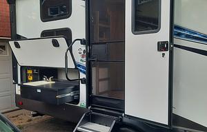 2021 Palomino SolAire Ultra Lite 243BHS