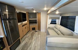 2022 Prime Time RV Avenger 27DBS