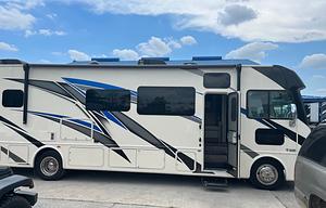 Ramblin' Renata RV Rental