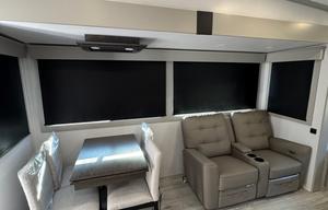 2025 Montana High Country 385 BR