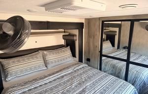 2022 Durango Durango D348BHF RV rental photo 11