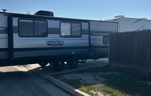 Family Friendly 2022 Cruise Lite trailer