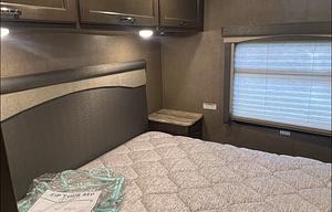 2017 Thor Motor Coach ACE 29.3