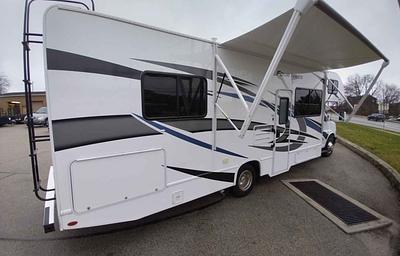2022 Thor Four Winds LPA2039