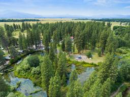 Crater Lake Resort
