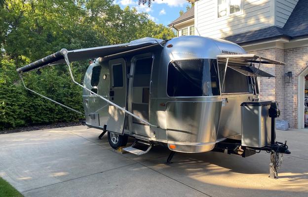 Magnolia 1-AIRSTREAM Flying Cloud 19*FULLY Loaded*