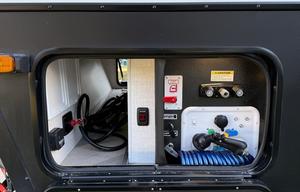 Off-Grid-Ready Travel Trailer w/ Luxury Amenities