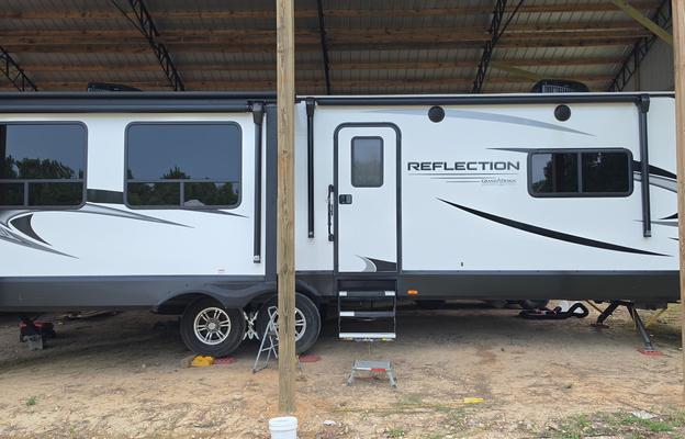 DELIVERY ONLY!!!  2022 Grand Design Reflection