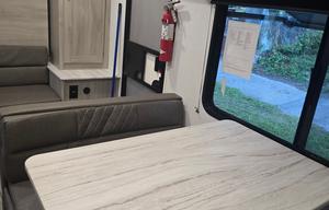 2023 Silver lake M-17BHLE RV rental photo 22