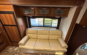 2013 Coachmen RV Leprechaun 317SA Ford 450