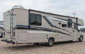 C16 *NEW* Leprechaun 8Sleeper 2 SlideOut rooms WOW