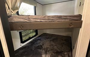 Family-Friendly Prime Time Avenger – Sleeps 8