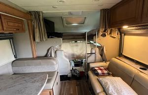 2018 Thor Motor Coach Quantum LF31