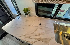 S-13 Luxury Medium Class C - Sunseeker 3010