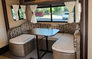 Spacious Bunkhouse - Pet Friendly - Off Grid